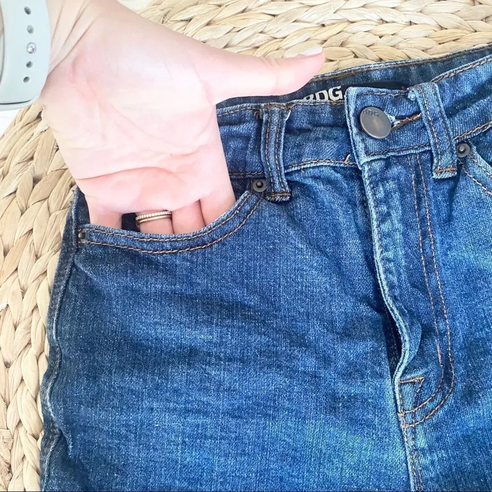 BDG High Rise Women'sĀ Semi Distressed DenimāMiniāShorts - Picture 4 of 9
